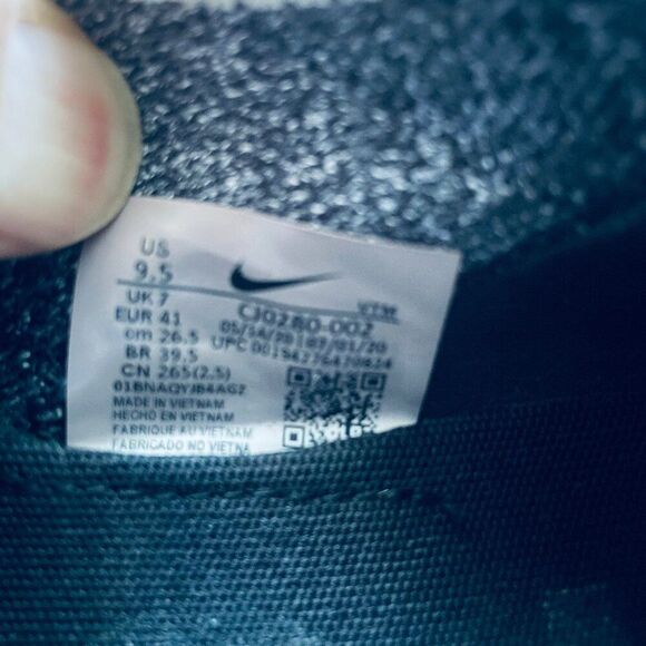 Women’s Nike REACT Phantom Black And White OREO color 9.5 US 41 EUR CJ0280-002 - Picture 9 of 9